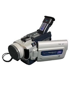 Sony Digital Handycam Camcorder Tested DCR-TRV17 Compact Photo & Video Camera